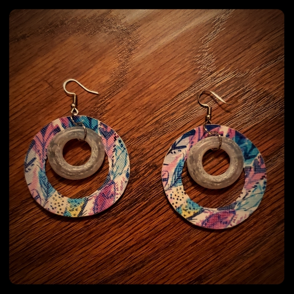 ‼FAUX LEATHER FEATHER PRINT CIRCULAR EARRINGS‼‼‼‼‼